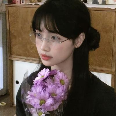 娇娃闹军营